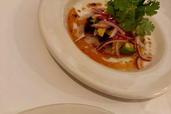 Kylie Minogue sorprendió en Buenos Aires visitando el restaurante de un famoso chef: las fotos
