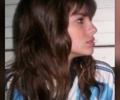La China Suárez sorprendió con una foto retro y encendió el clima mundialista antes del partido de la Selección