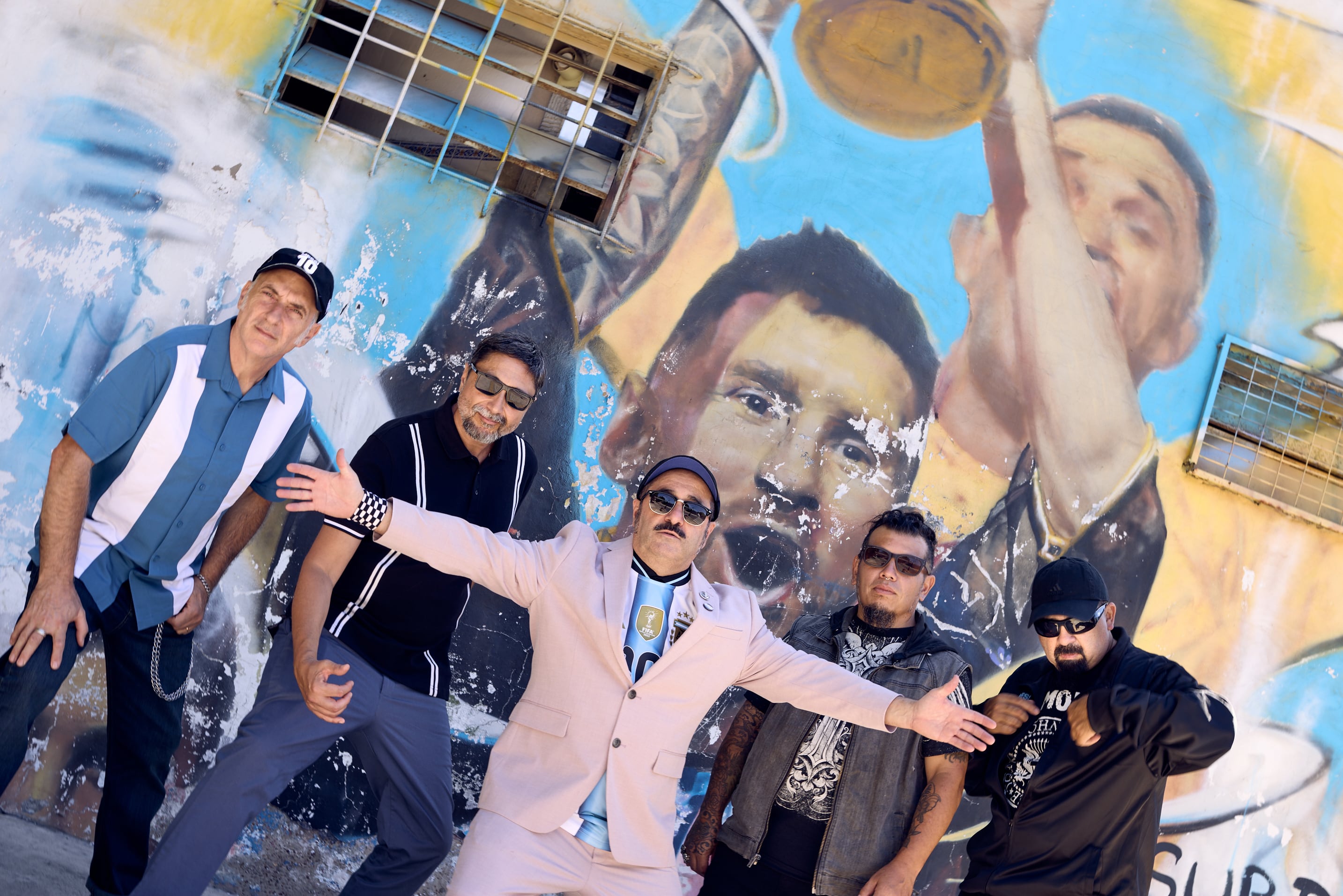 Los Calzones dedican su nueva canción 