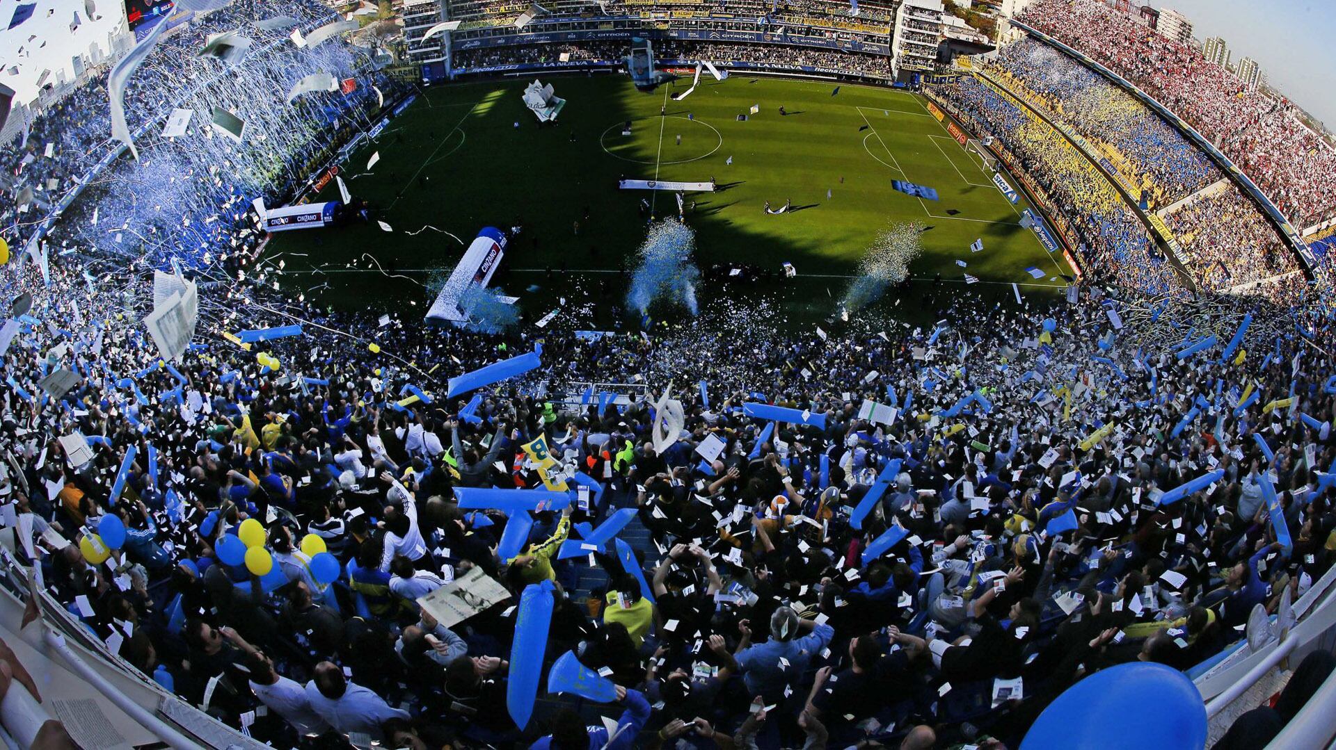El Superclásico de 2013 fue el último con las dos hinchadas en el estadio (Foto: Javier Garcia Martino / Photogamma)