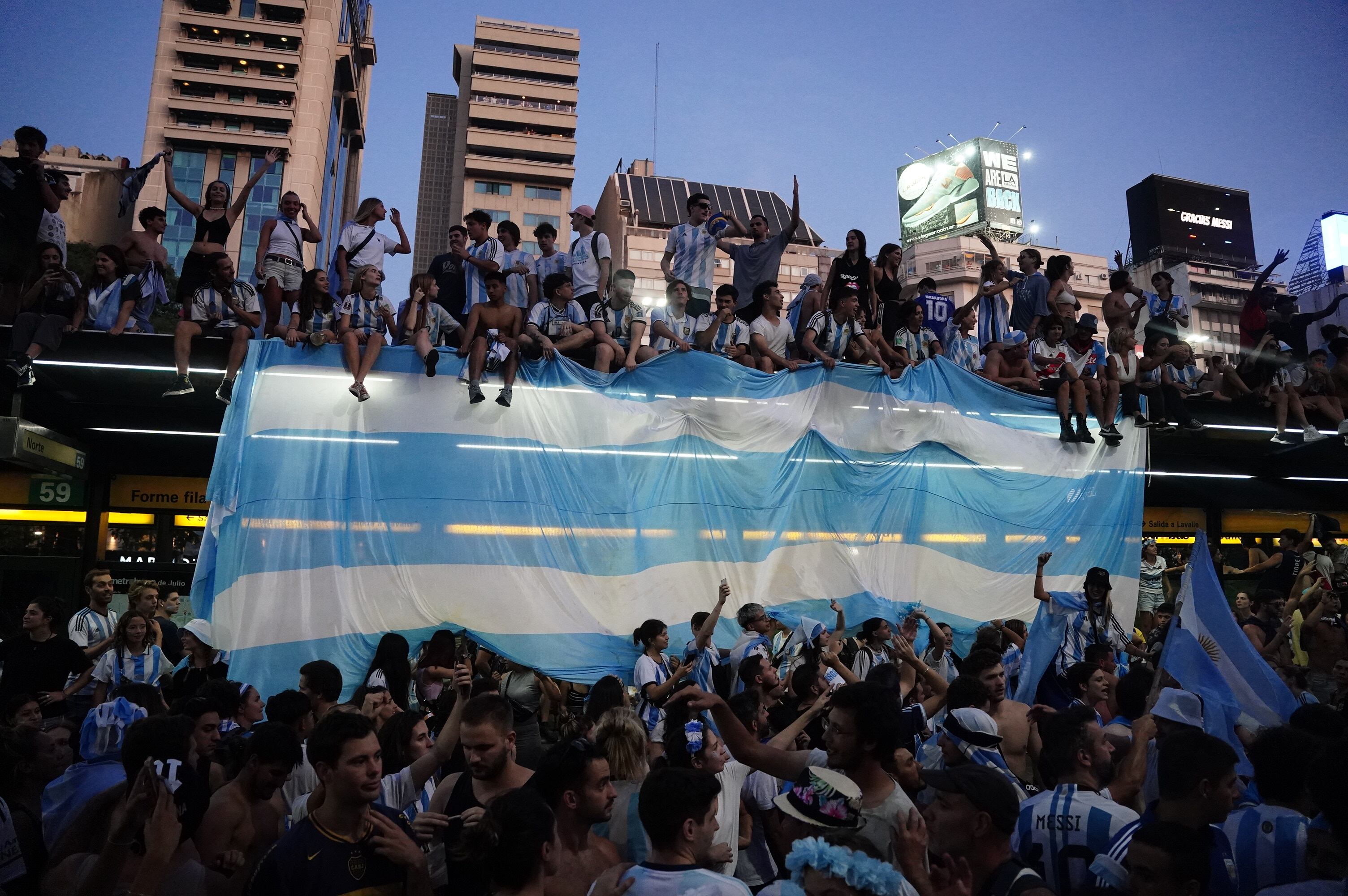 La canción sonó en los festejos del título en la Argentina y en reuniones de hinchas en distintas ciudades del mundo (Franco Fafasuli)
