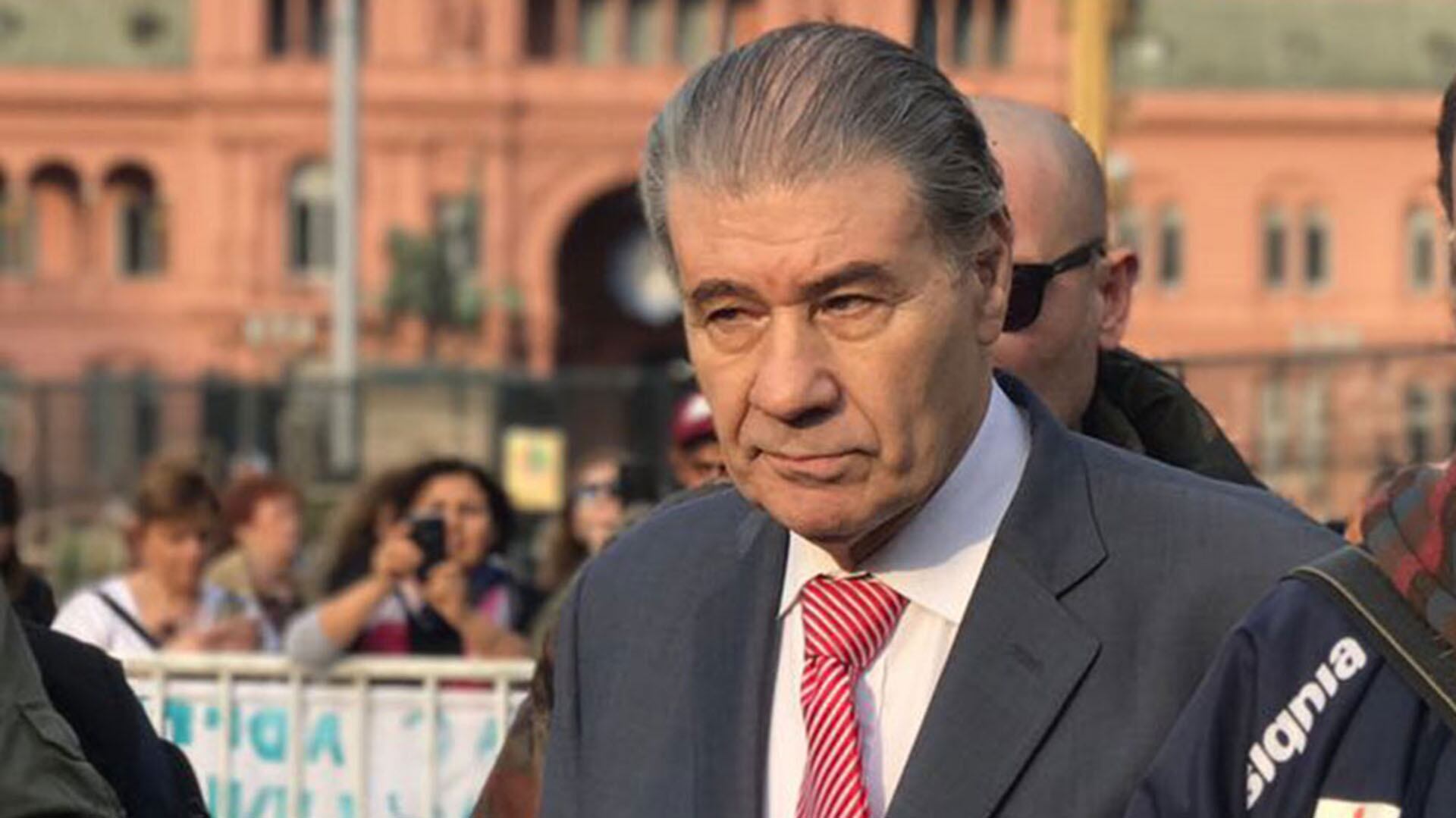 El reconocido relator de fútbol, Víctor Hugo Morales, dejó un sentido mensaje a la memoria del Indio Solari