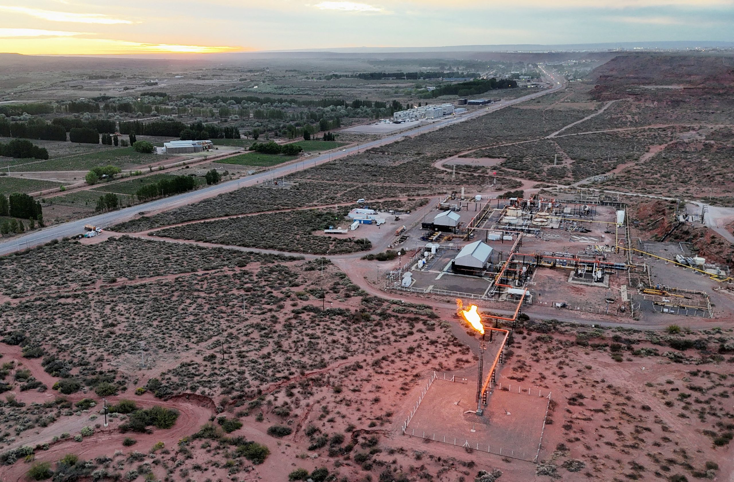 La paradoja de Ormuz: por qué la amenaza iraní sobre el estrecho beneficia a Estados Unidos y a la Argentina