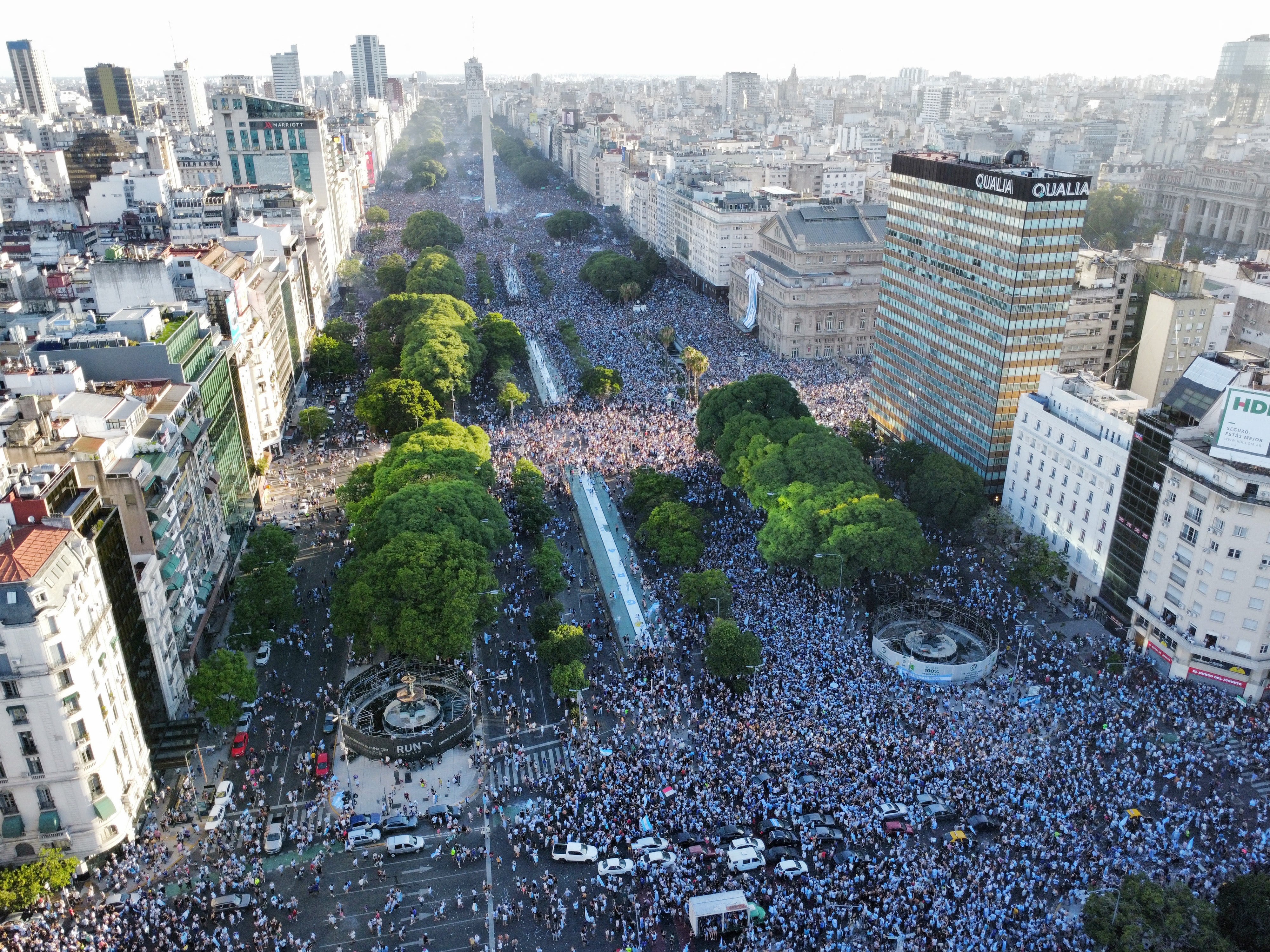 Más de 4 millones de personas salieron a las calles para festejar la obtención del Mundial Catar 2022 (REUTERS/Agustin Marcarian)