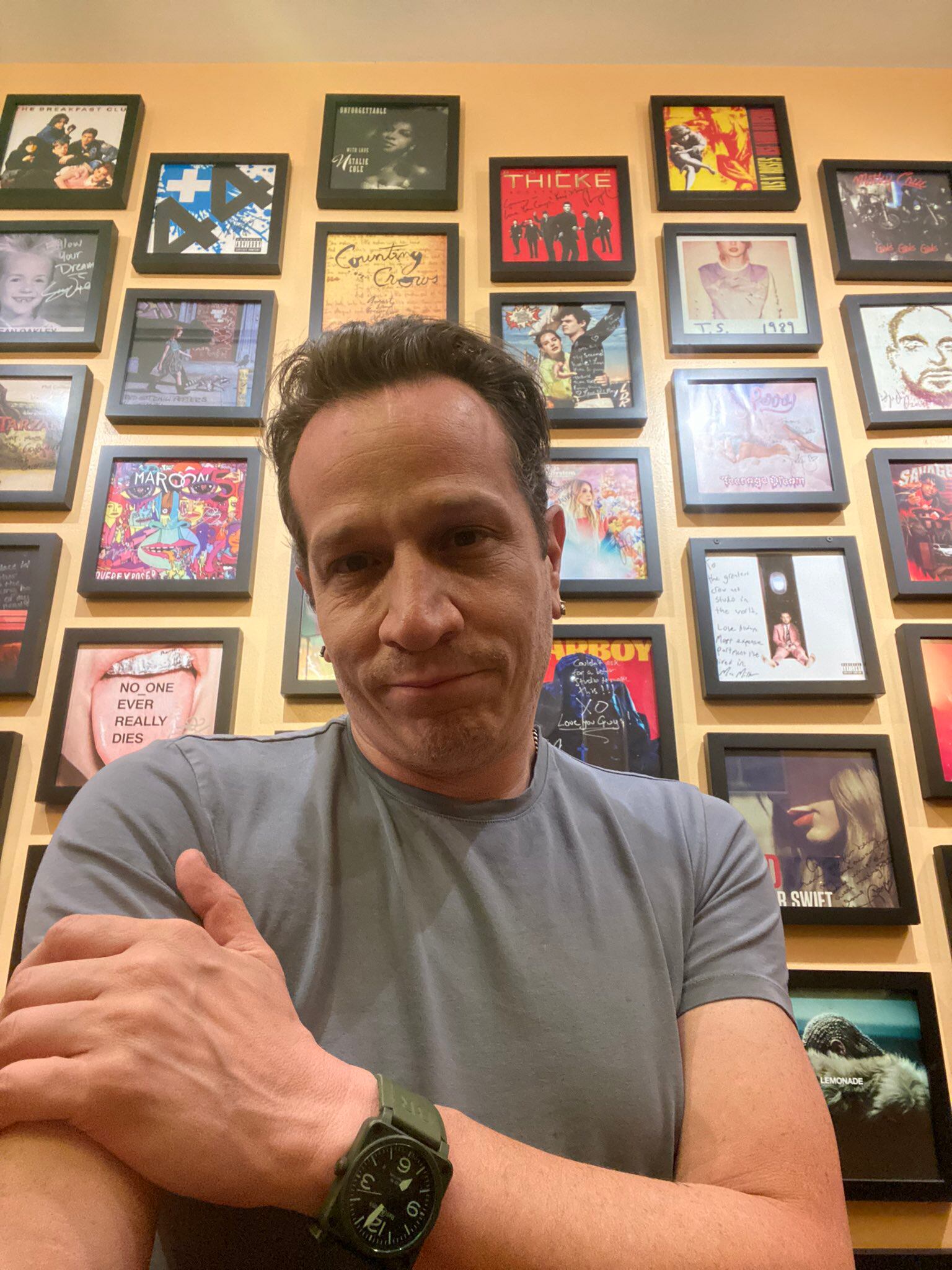 Charlie García, productor internacional y vicepresidente artístico de Sony Music Mexico (Instagram)