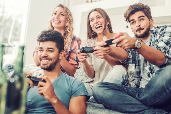 Las generaciones más jóvenes de EE. UU. temen cada vez más la adultez, según un estudio.