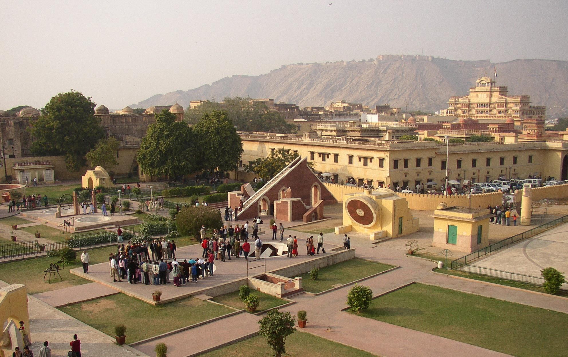 Rajasthan destaca por sus ciudades inspiradoras y su celebración de lo imperfecto y humano. (Wikipedia)