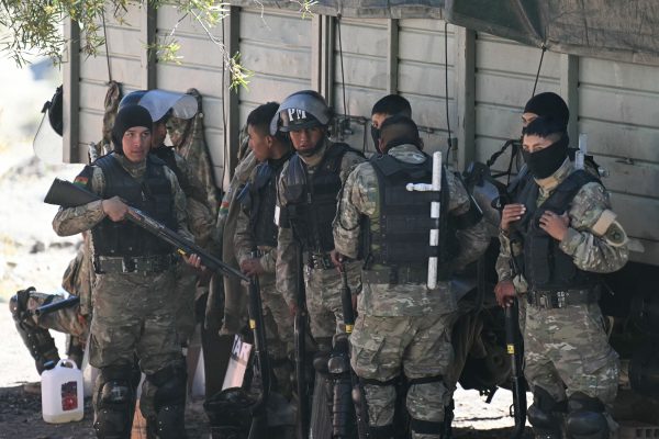 Los desafíos de seguridad de Bolivia y la respuesta del gobierno de Paz