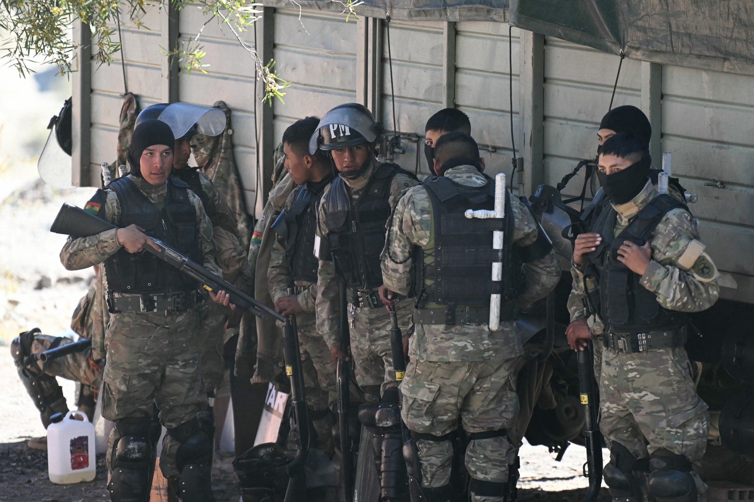 Los desafíos de seguridad de Bolivia y la respuesta del gobierno de Paz