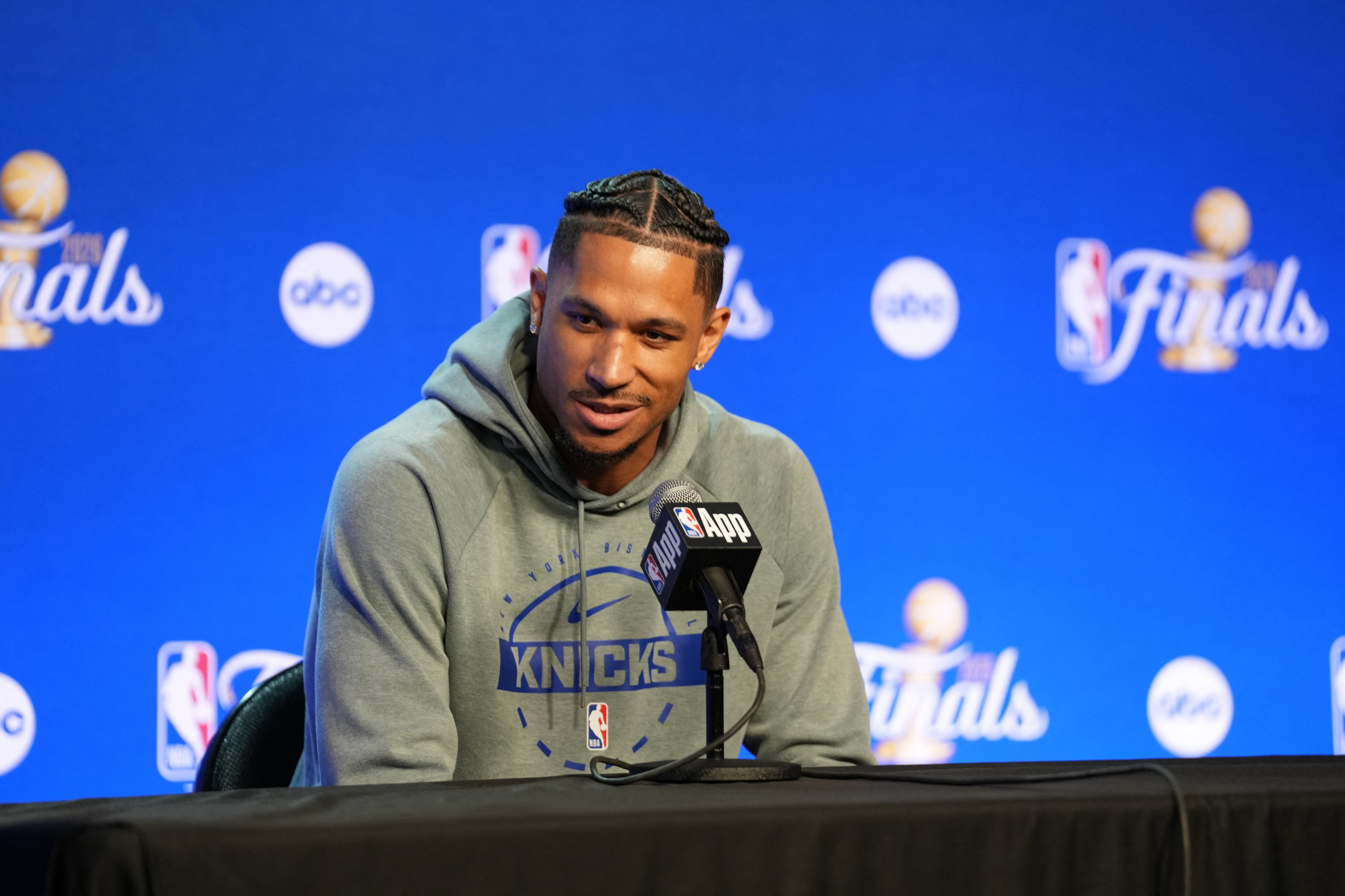 La eficiencia en la nutrición es prioridad para Josh Hart, quien incorpora bebidas saludables tras entrenamientos, partidos y durante su exigente rutina física (Mandatory Credit: Daniel Dunn-Imagn Images)