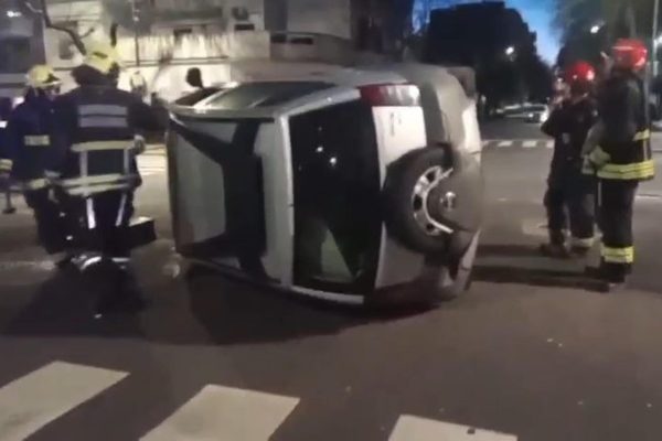 Mañana accidentada en CABA: al menos seis heridos y un perro atrapado dentro de un auto en tres siniestros viales