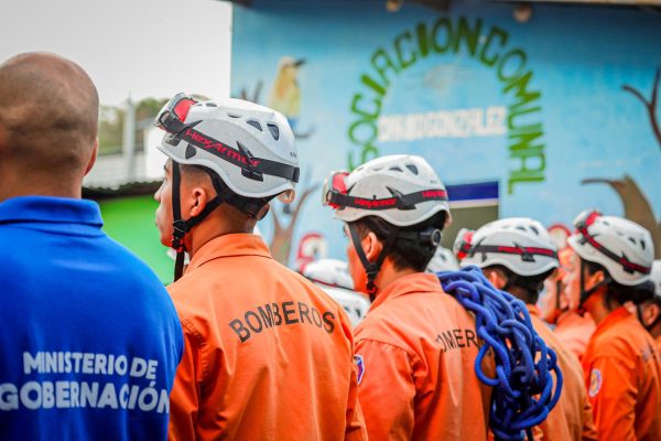 Medio Ambiente advierte lluvias intensas para miércoles y jueves en El Salvador por influencia de la Tormenta Tropical Cristina