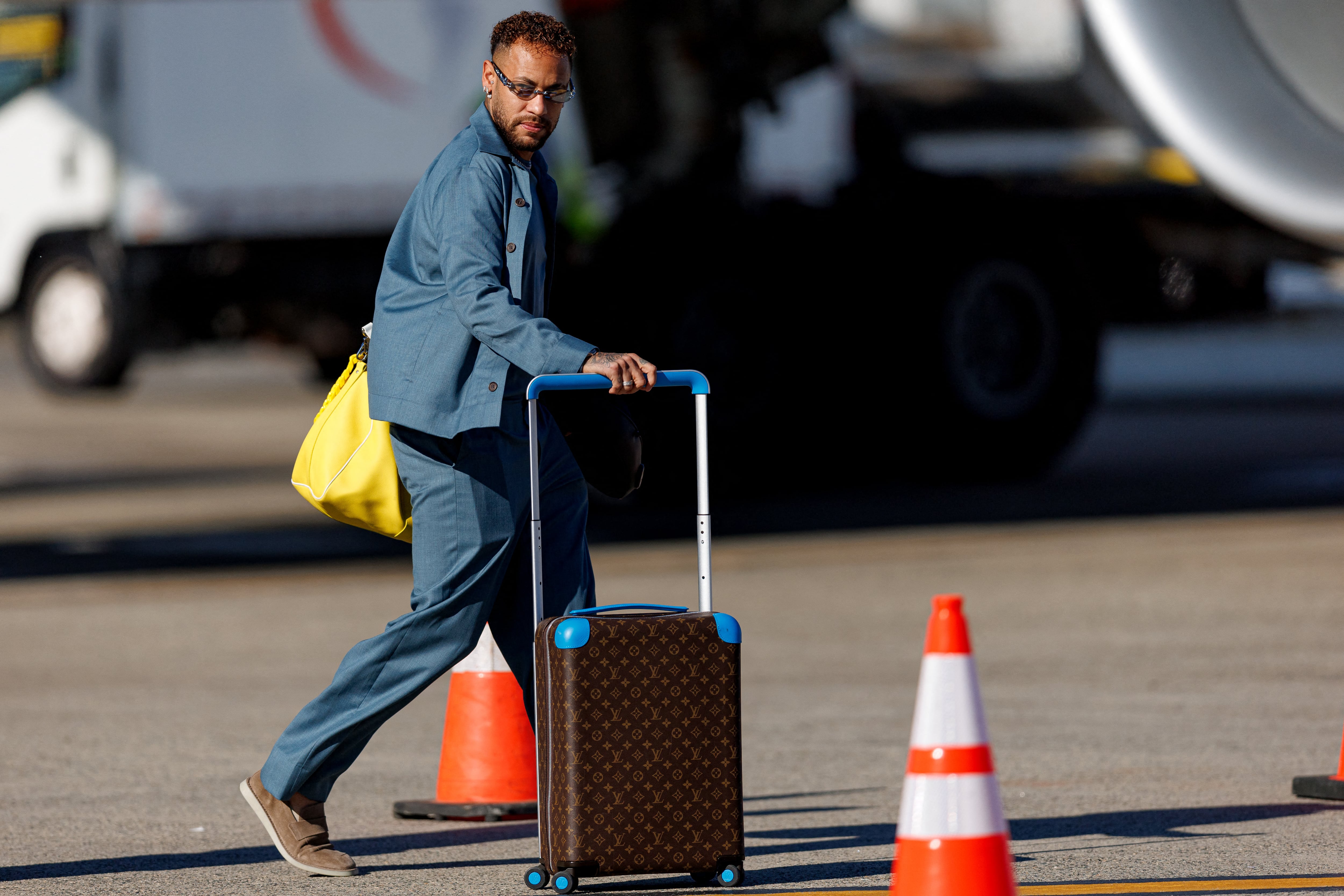 Neymar en el Aeropuerto Newark Liberty International (Crédito: Caean Couto-Imagn Images)