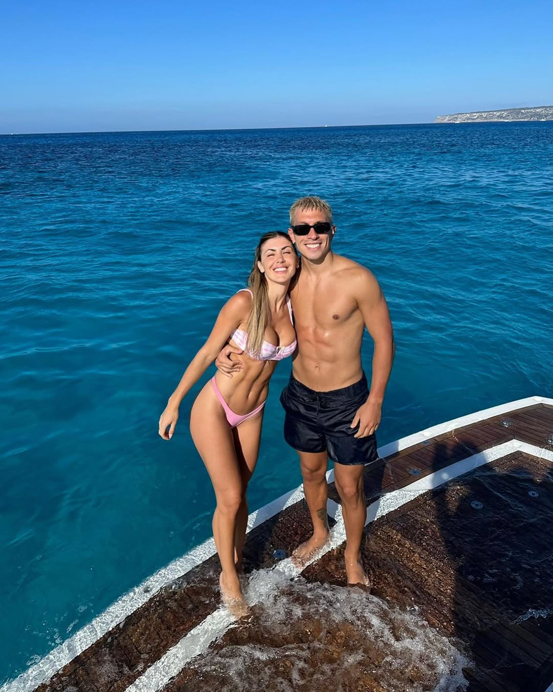Muriel López Benítez, la pareja de Lisandro Martínez, contó su cábala para los partidos de Argentina: “Siempre nerviosa”