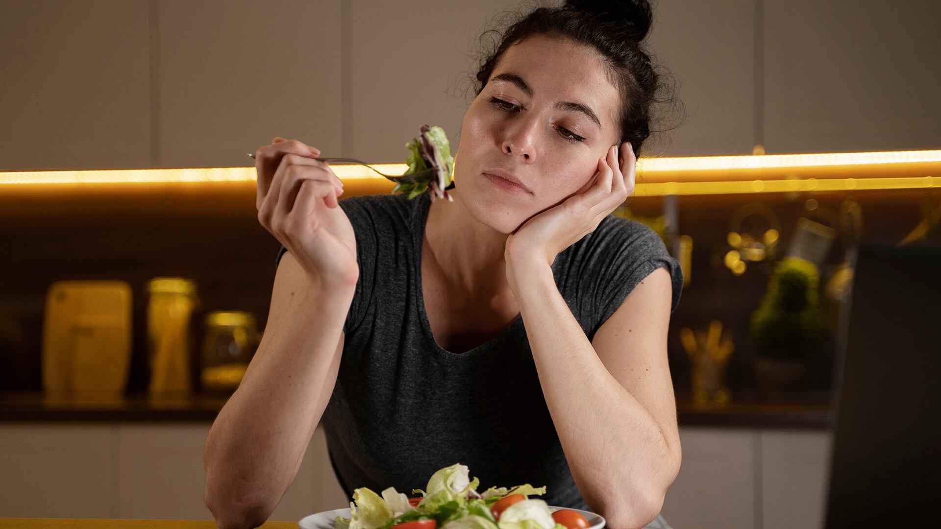 El método rechaza la mentalidad de dieta y las reglas externas rígidas. (Freepik)