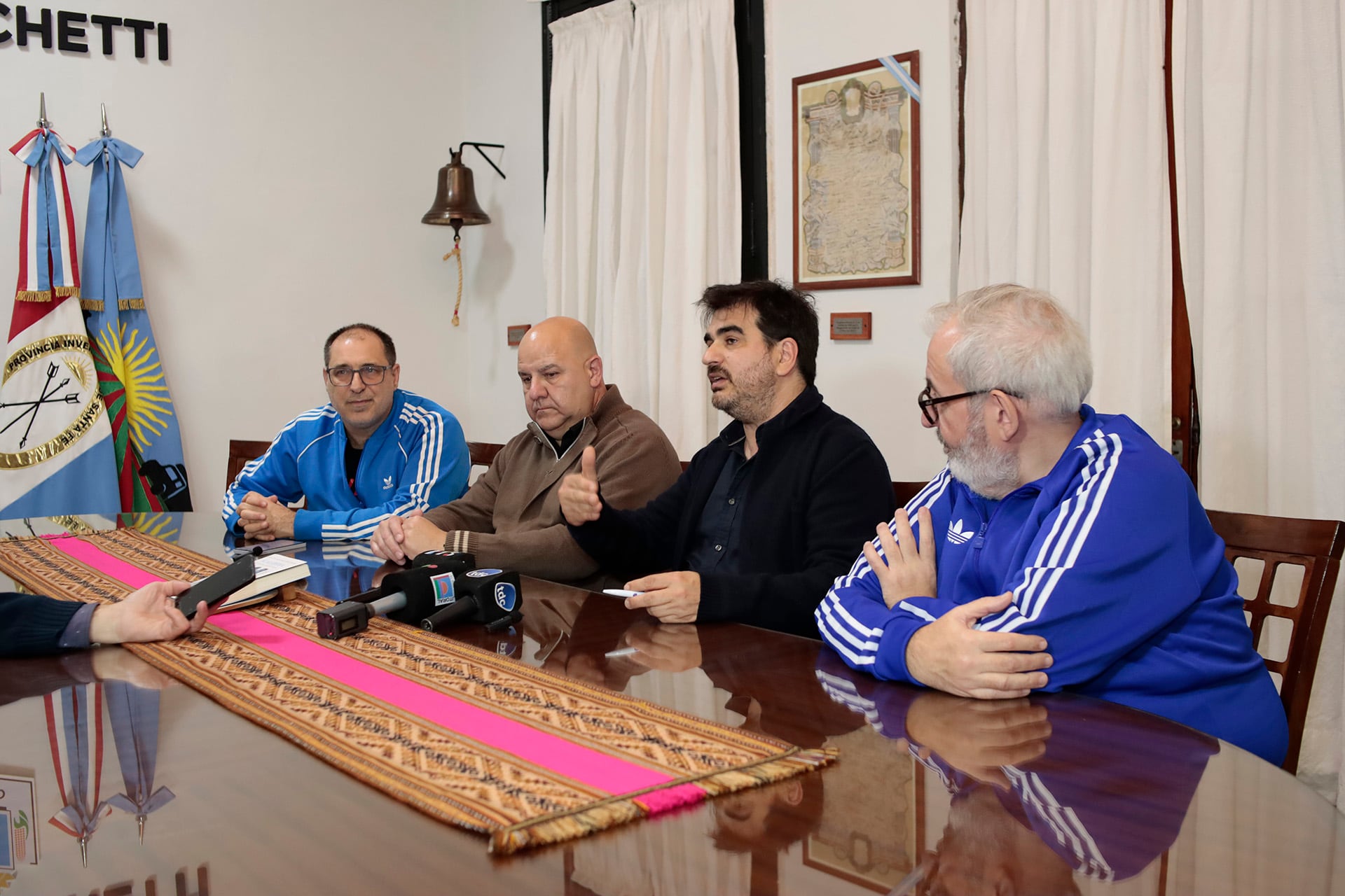 La Scalopedia plantea que el perfil bajo, la prudencia y el amateurismo del cuerpo técnico de la selección argentina tienen origen en los valores de Pujato.
