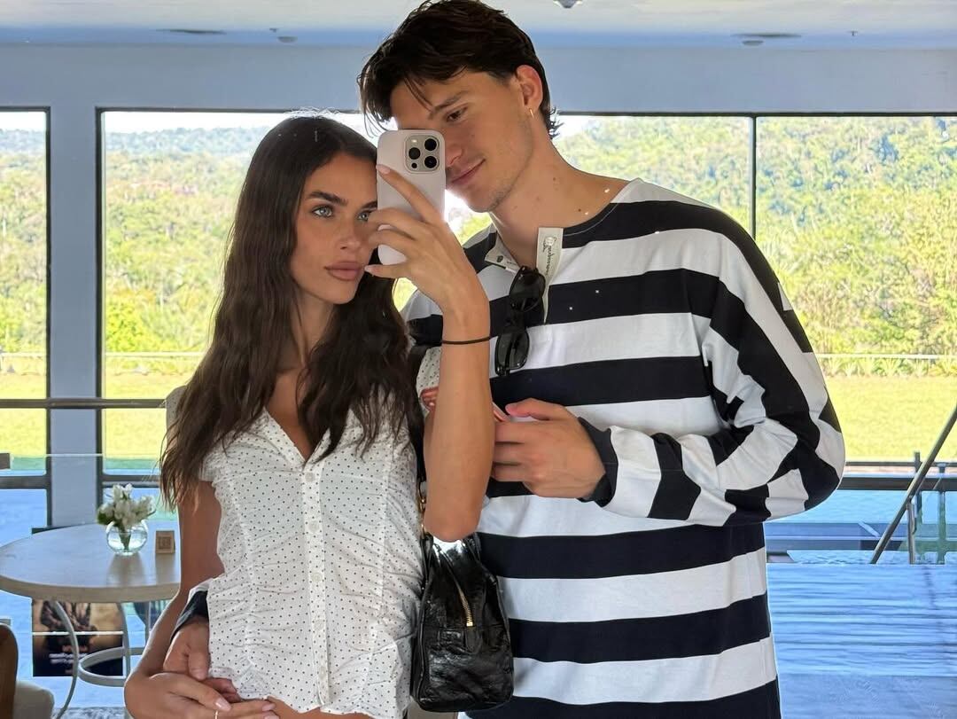 La joven italiana visitó las Cataratas del Iguazú junto a Balerdi días antes de que el defensor se sumara a la concentración de la Selección en Estados Unidos