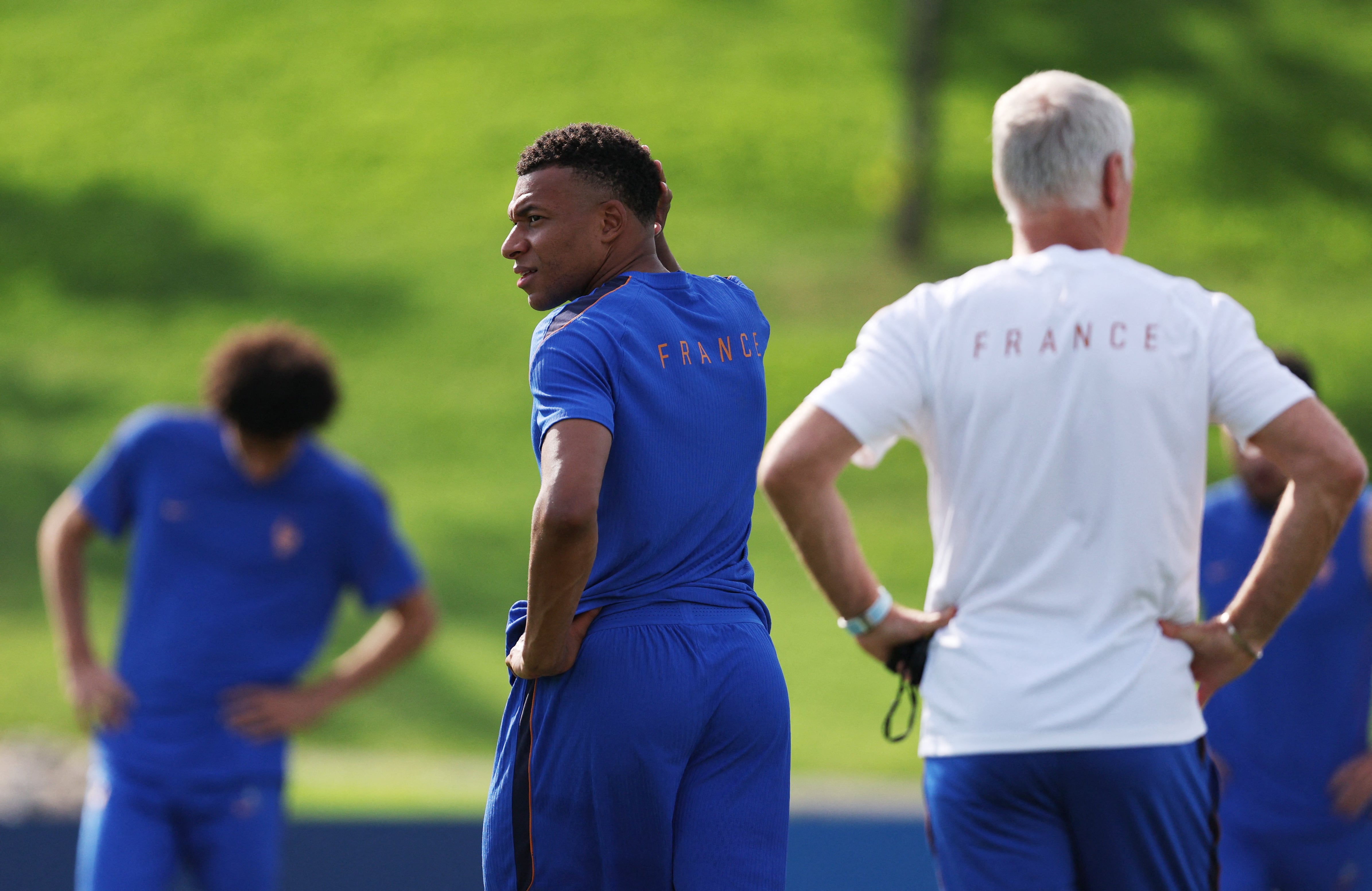 Mbappé, durante un entrenamiento con Francia (Reuters/Vincent Carchietta)