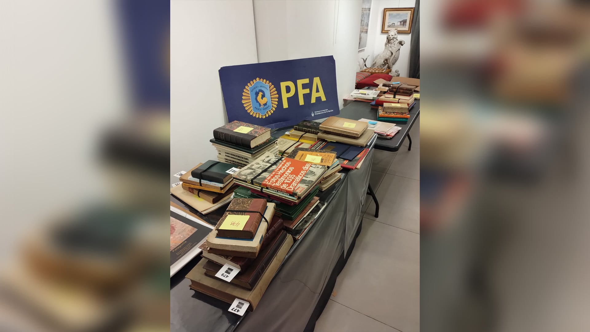 Los documentos estaban a la venta en una casa de subastas del centro porteño