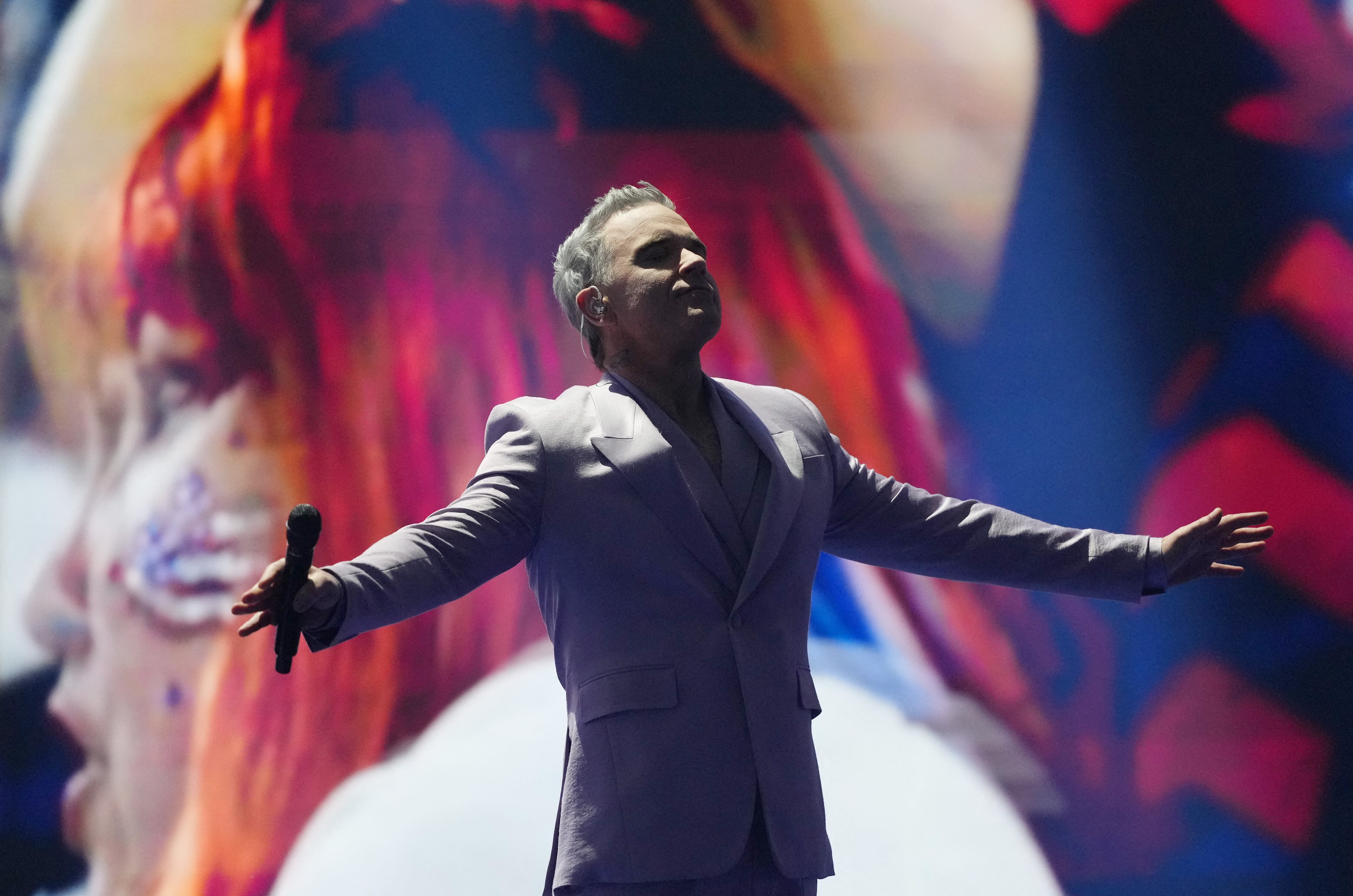 Robbie Williams participará en la ceremonia previa a la final del Mundial de Fútbol del 19 de julio en el MetLife Stadium junto a Laura Pausini (REUTERS)