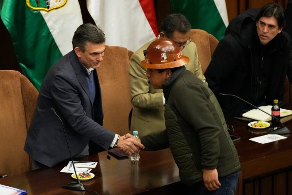 Rodrigo Paz declaró el estado de excepción en Bolivia para liberar las rutas del país: “Los bolivianos no pueden seguir siendo rehenes”