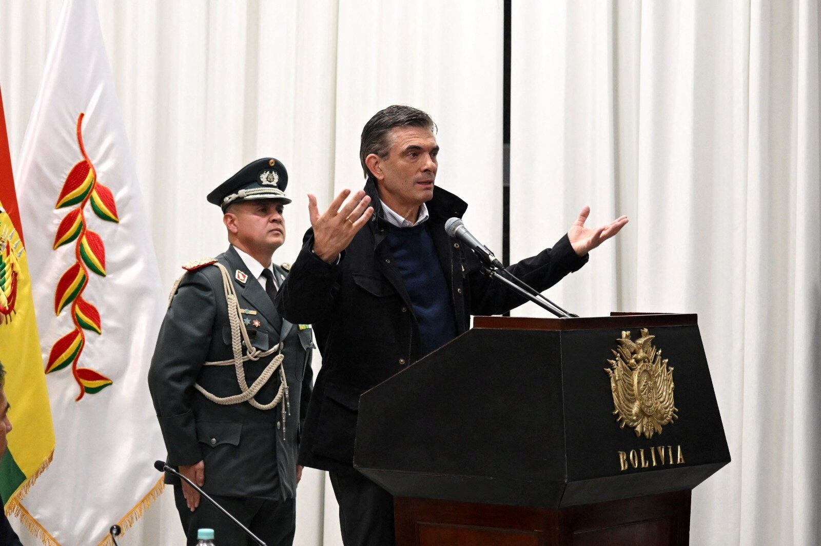 El presidente de Bolivia, Rodrigo Paz, habla el día en que firma un acuerdo con la Central Obrera Boliviana (COB) tras 50 días de protestas antigubernamentales —un paso hacia la resolución de un conflicto que ha paralizado el país— en La Paz, Bolivia, el 19 de junio de 2026 (REUTERS/Presidencia de Bolivia)