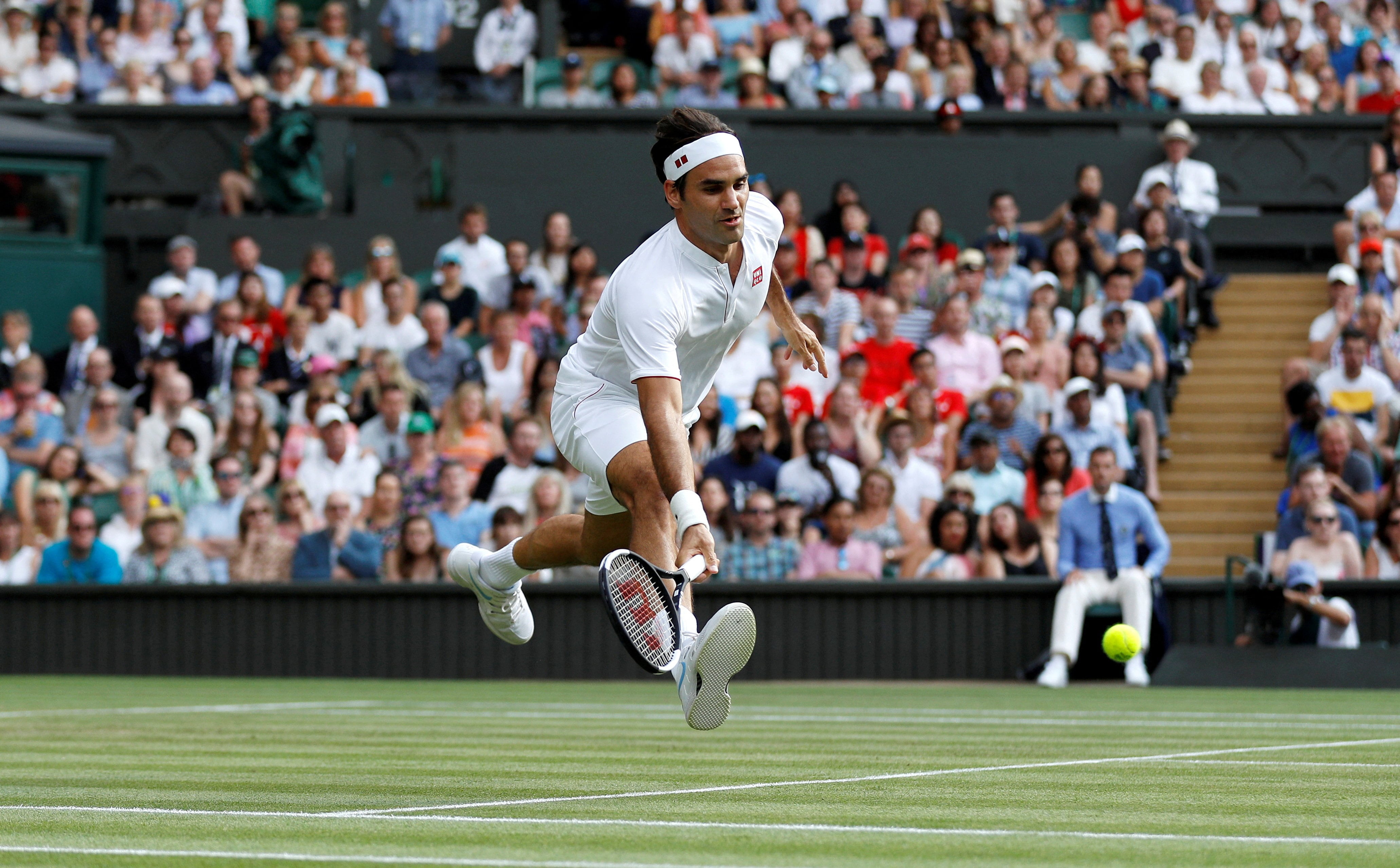 Roger Federer, el más ganador en Wimbledon: levantó el título ocho veces (Crédito: REUTERS/Peter Nicholls) 