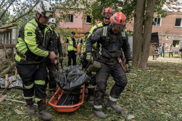 Rusia lanzó un nuevo ataque masivo con drones y misiles sobre el este de Ucrania: al menos un muerto