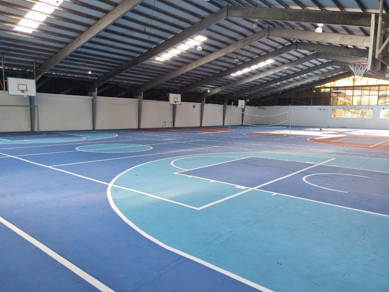 El gimnasio del plantel será remodelado como parte de la transformación integral de las instalaciones. Tomada del CJRC