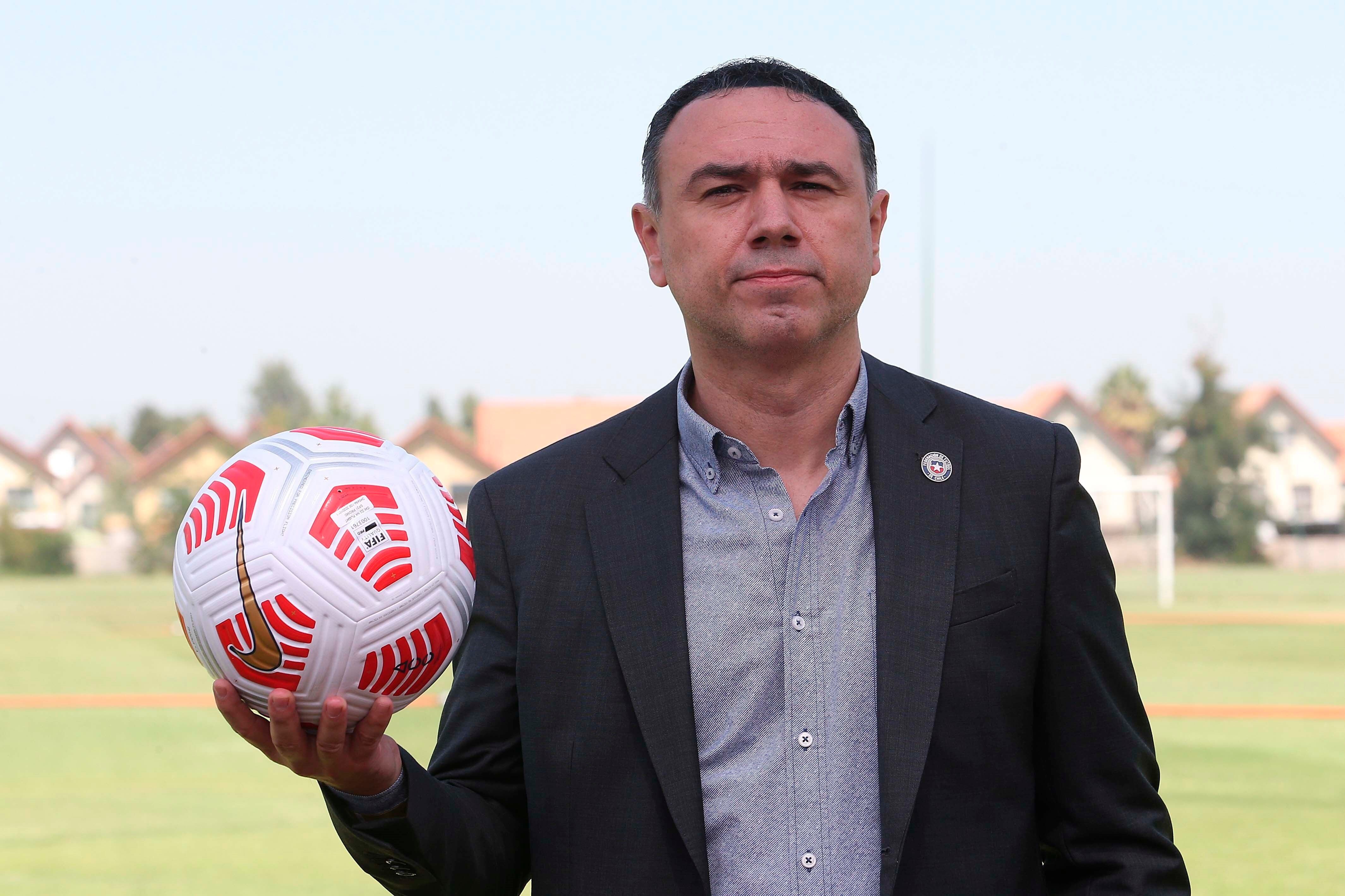 Francis Cagigao trabajó dos años como director deportivo de la selección chilena (Crédito: EFE/Asociación Nacional de Fútbol Profesional)