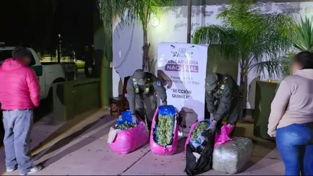 Secuestran más de mil kilos de hojas de coca y cerca de 22 mil paquetes de cigarrillos en Salta