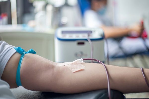 Solo uno de cada tres costarricenses dona sangre, pese a que casi todos reconocen su importancia
