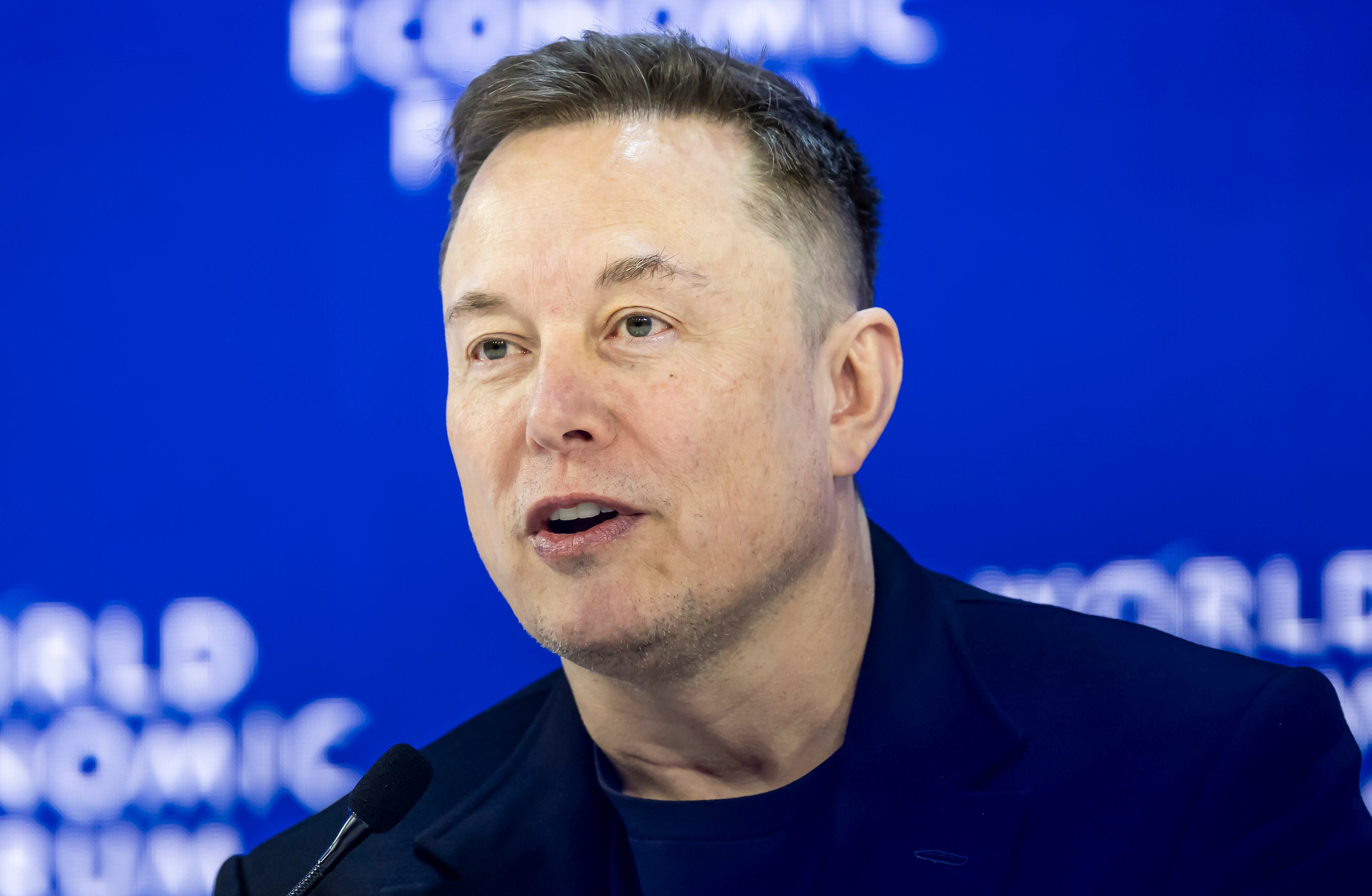 Si todo sale según lo previsto, la compañía espacial y de cohetes cofundada por Musk en 2002 comenzará a cotizar en la bolsa Nasdaq el viernes por la mañana (EFE)