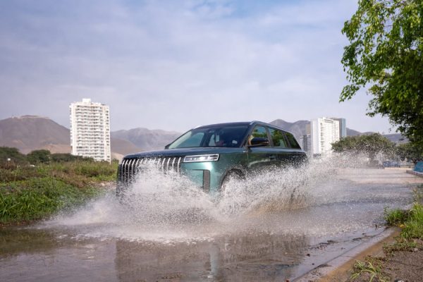 Tecnología híbrida SHS: en qué consiste el sistema que combina motores eléctricos y de combustión