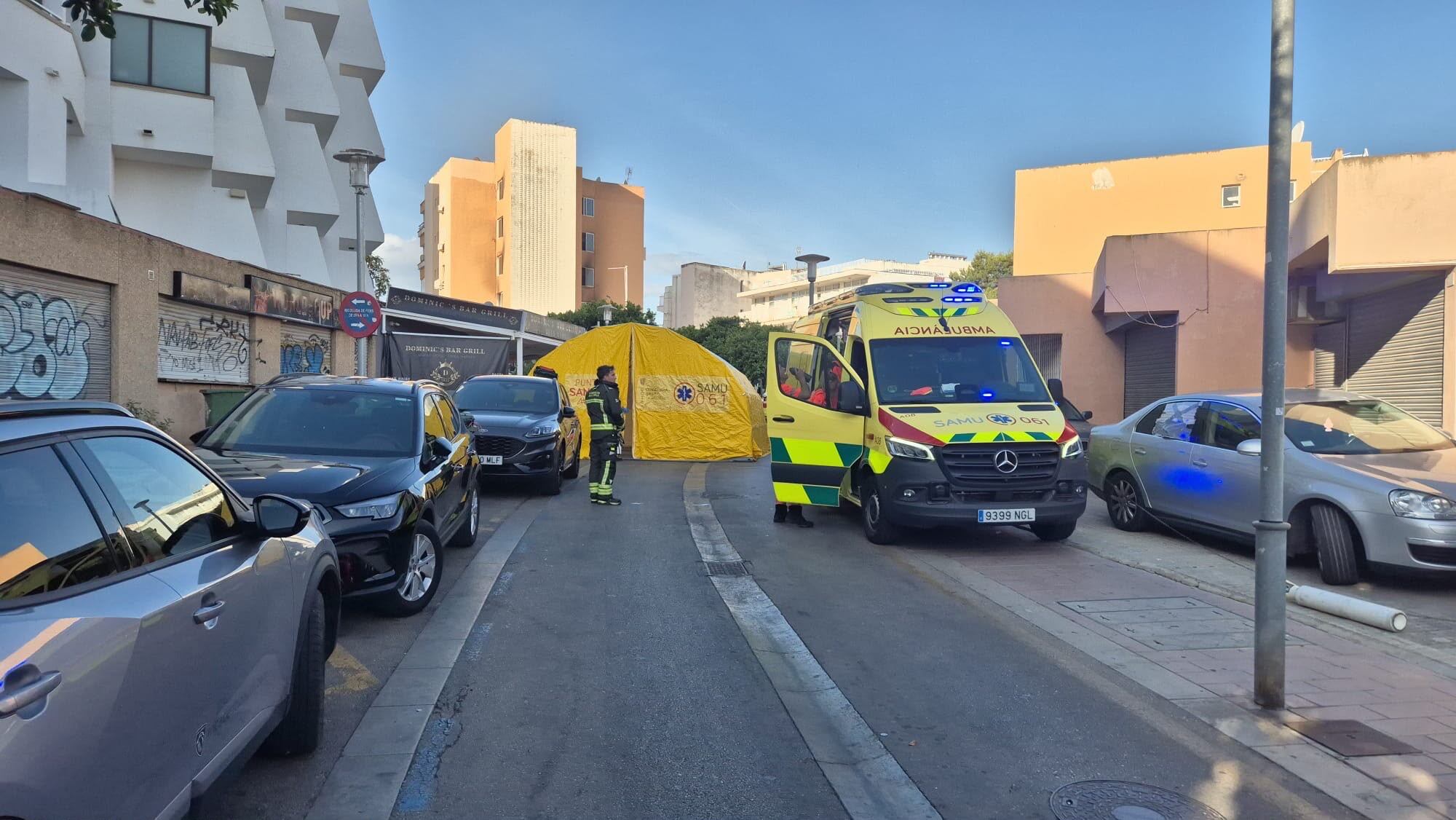 La principal hipótesis sobre el origen del incendio apunta a un problema en la heladera del departamento, aunque aún no se definió si fue un fallo eléctrico o una sobrecarga (Municipio de Calvià)
