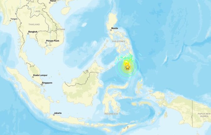 Un terremoto de magnitud 7.0 sacudió el sur de Filipinas: hay alerta de tsunami