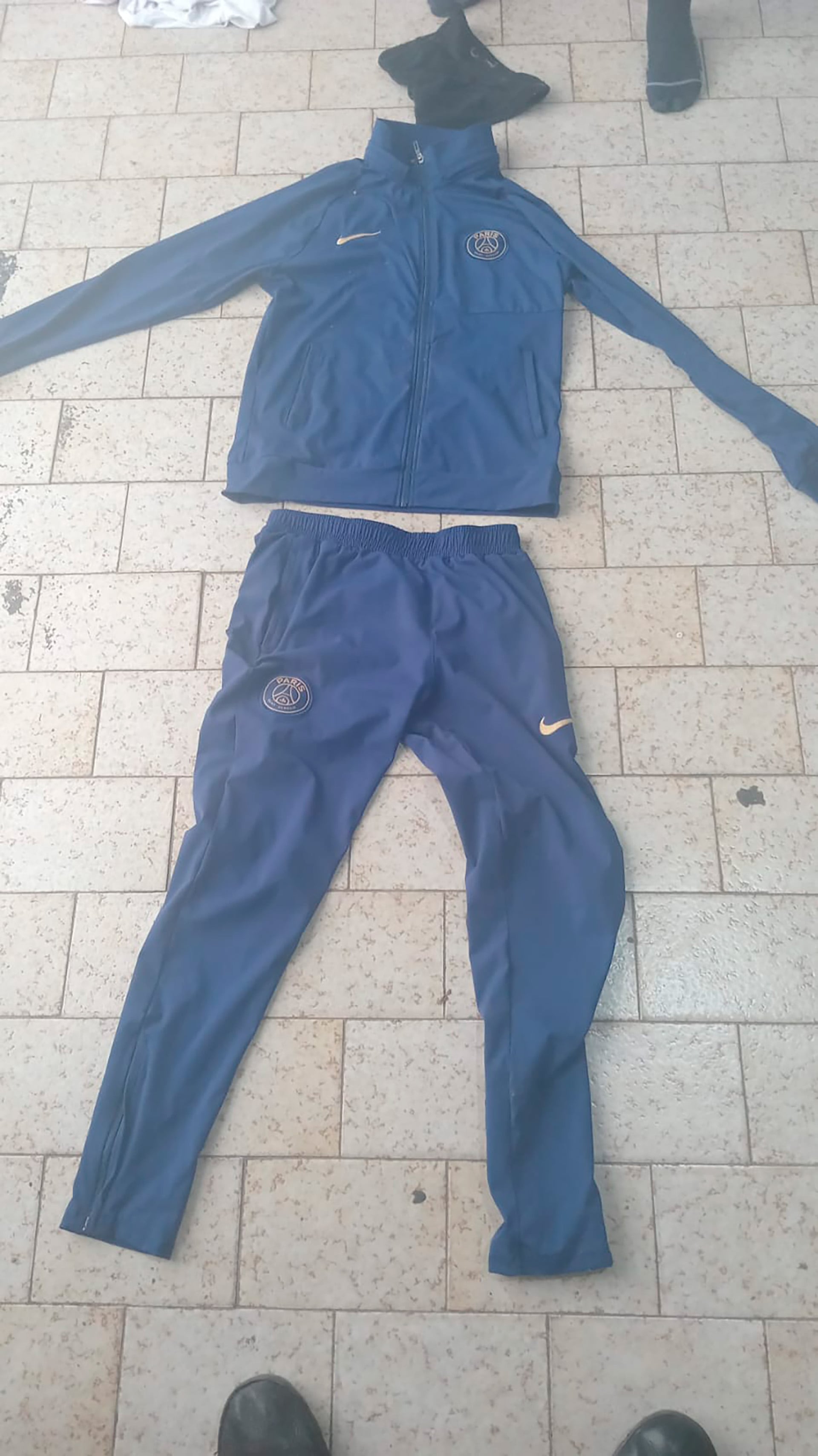 La ropa incautada durante el operativo 
