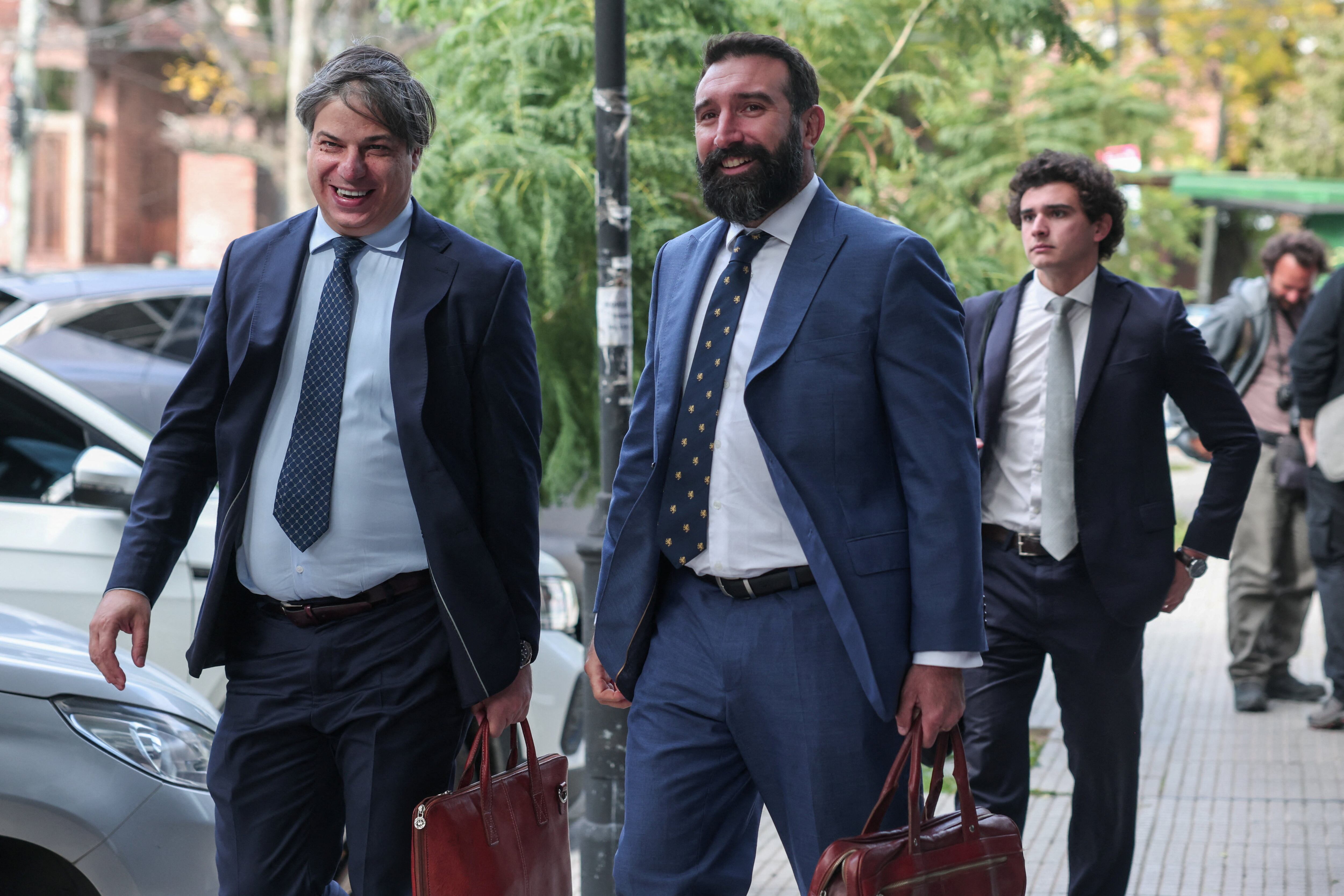 Francisco Oneto y Roberto Rallín, abogados de Luque (Reuters/Cristina Sille)