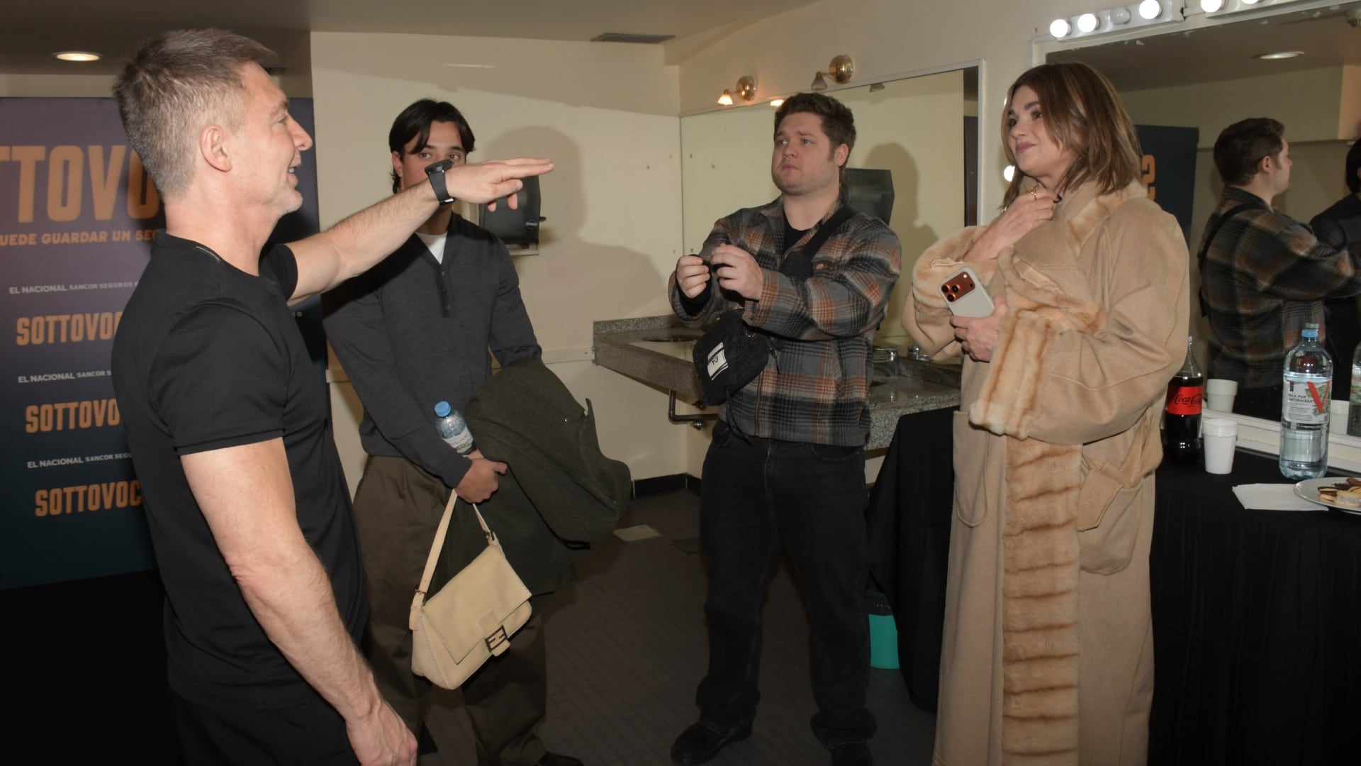 Araceli González y Toto Kirzner fueron a ver a Adrián Suar al teatro (Gentileza Prensa)
