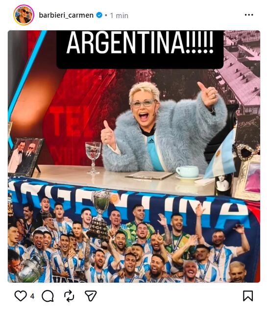 La selfie de Ángel de Brito vistiendo la camiseta Argentina