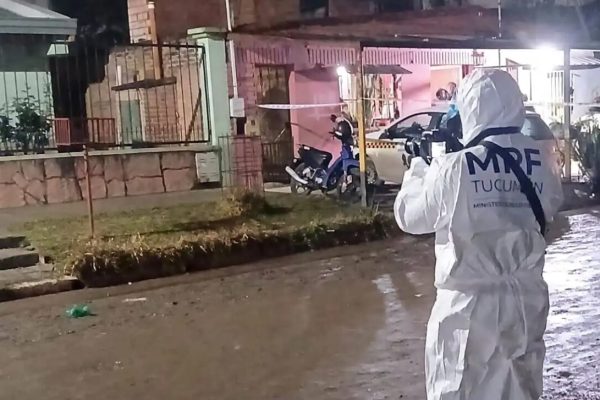 Brutal crimen en Tucumán: ataron, torturaron y acuchillaron a una señora durante un asalto en su casa