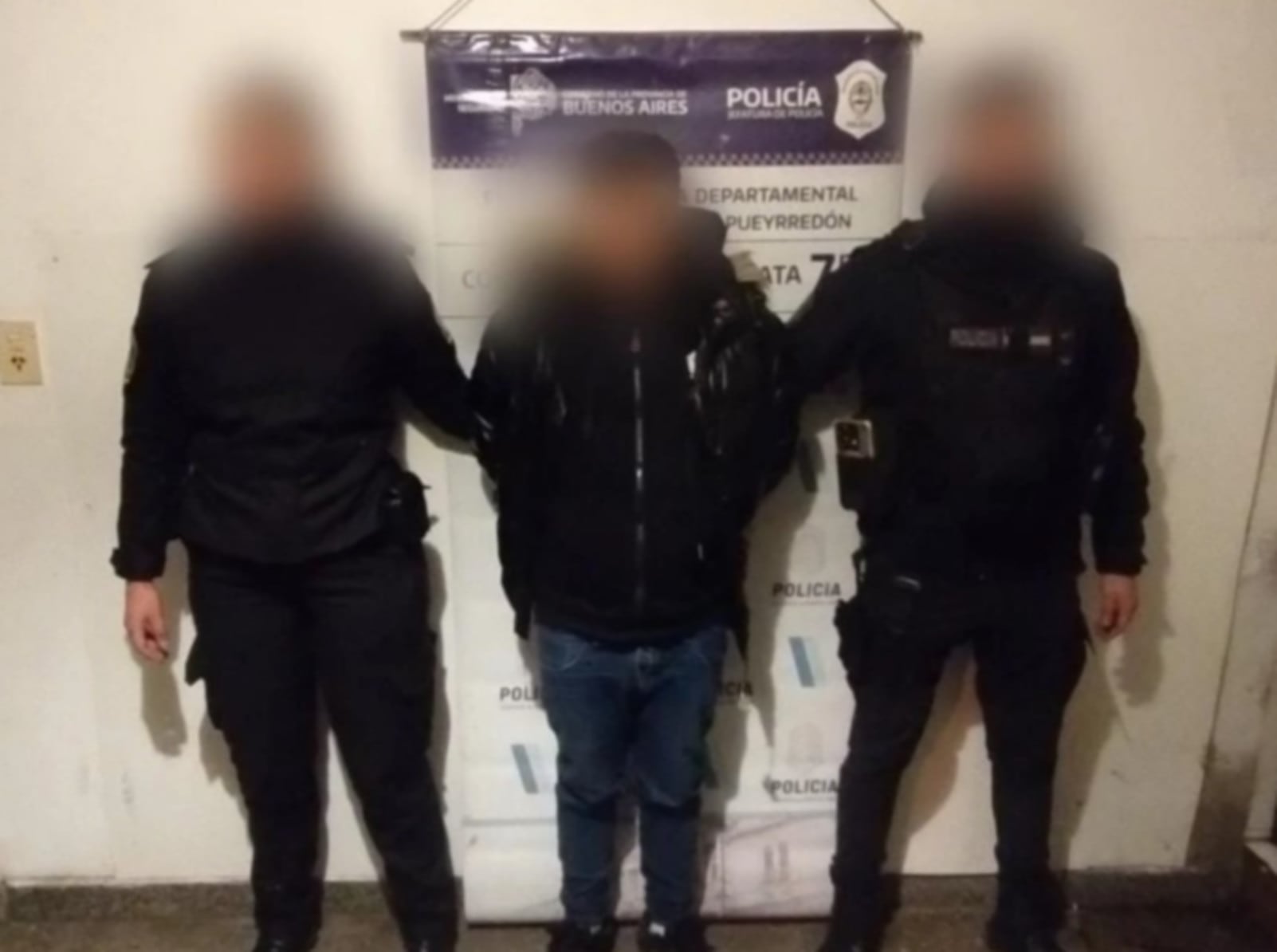 La policía de Mar del Plata detuvo a un hombre acusado de una violenta