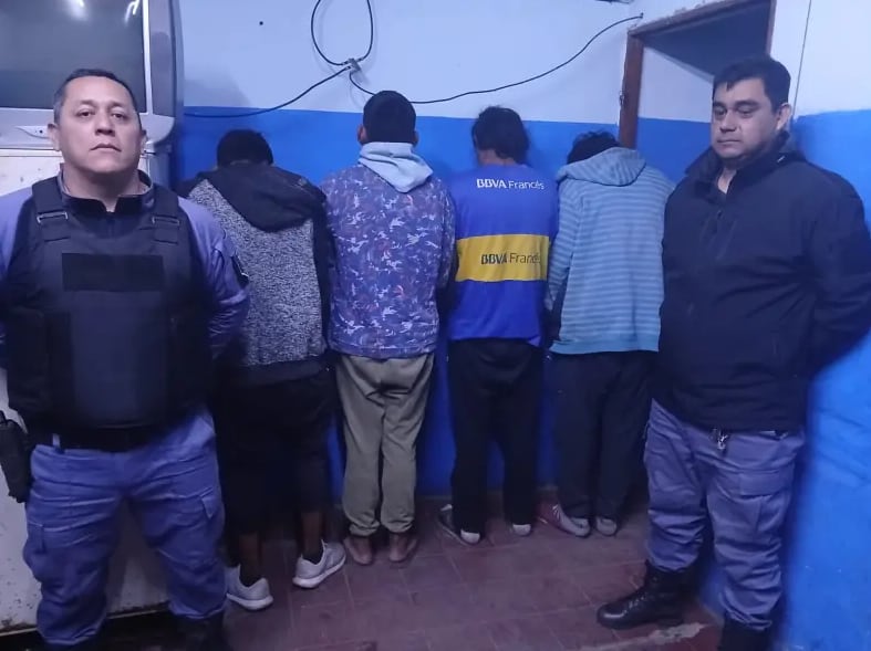 Cuatro de los detenidos tras el enfrentamiento familiar en el barrio Belgrano de La Leonesa