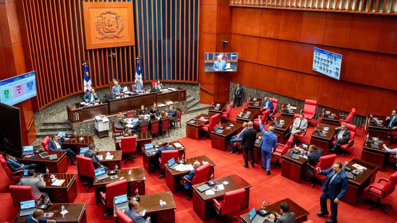 
La subcomisión detectó coincidencias en ese apartado sobre responsabilidad de personas jurídicas, mientras organiza en una matriz las propuestas enviadas por ciudadanos e instituciones (Foto cortesía Senado)