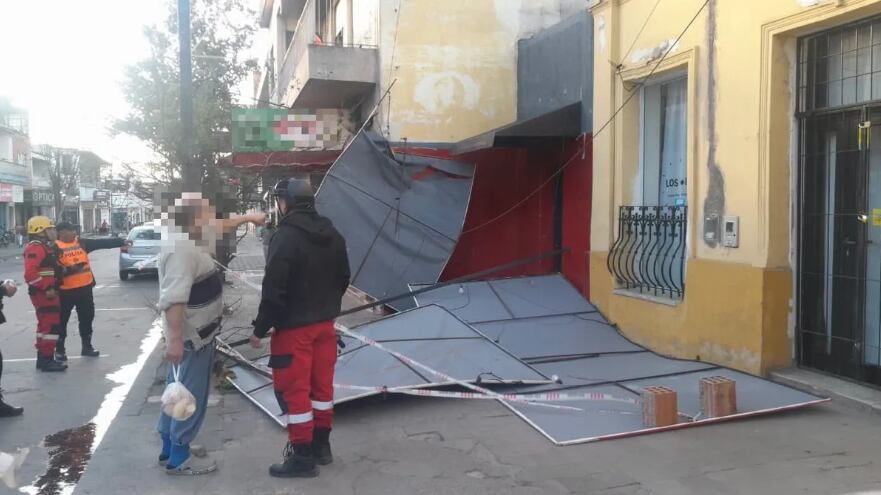 Cortes de luz, caída de árboles y destrozos: lo que dejó el viento zonda en Jujuy