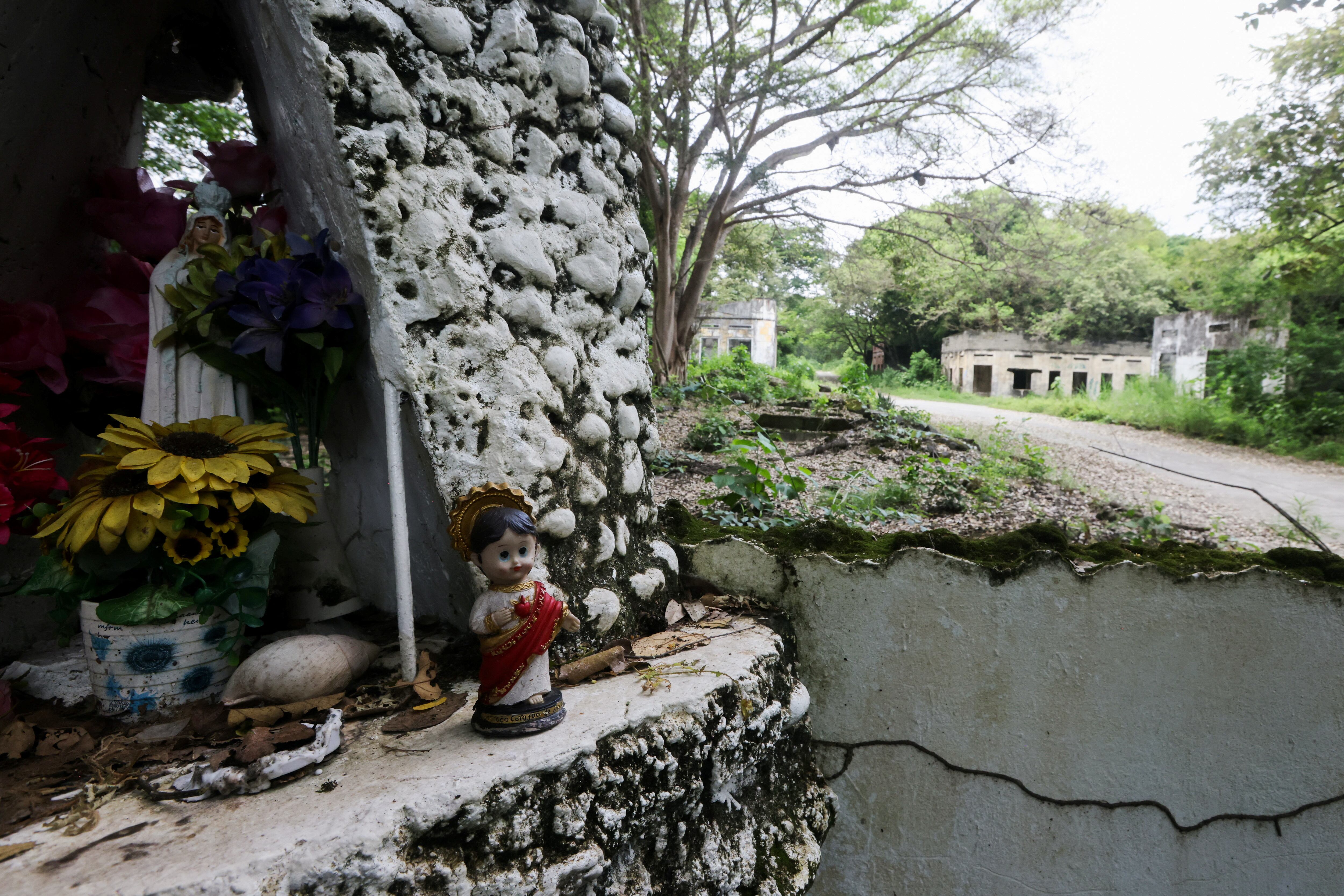 La tragedia de Armero en 1985 mostró el impacto del volcán Nevado del Ruiz, cuyos lahares sepultaron la ciudad y causaron al menos 23.000 muertes (Archivo REUTERS/Luisa González)