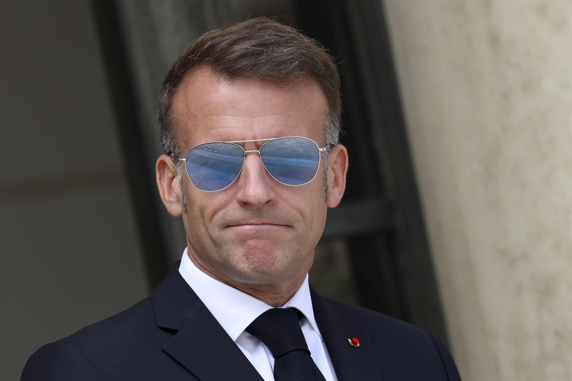 Heridas 18 personas por la explosión de dos bombas cerca del hotel en el que se aloja Macron en Damasco