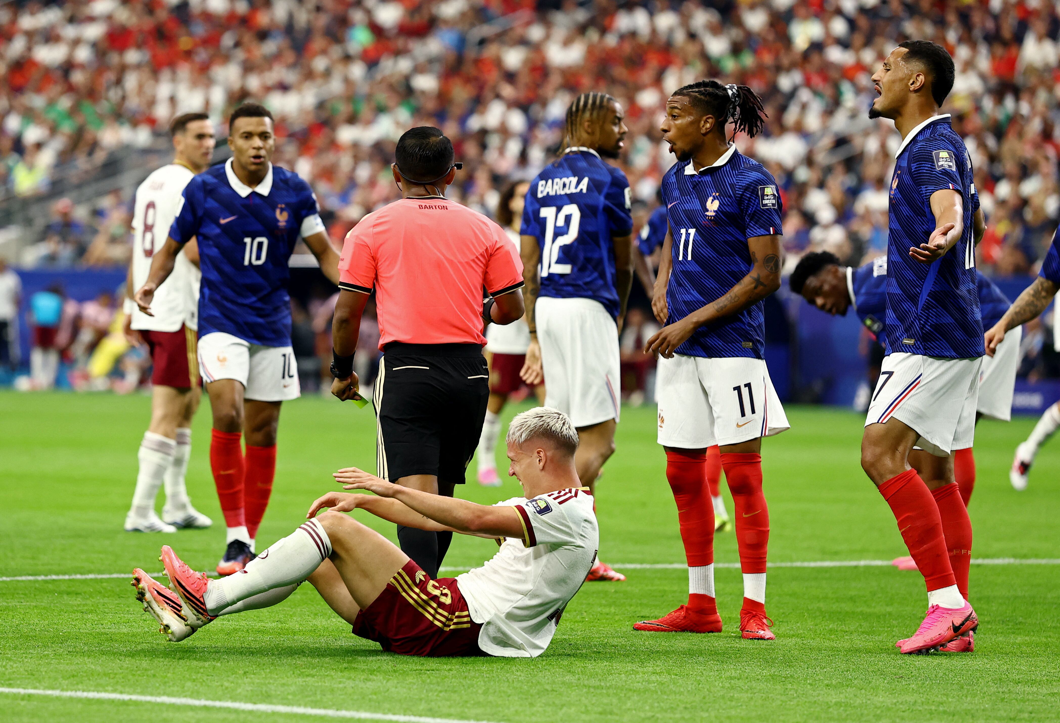 La prensa francesa cargó contra Olise tras la derrota frente a España (Reuters)