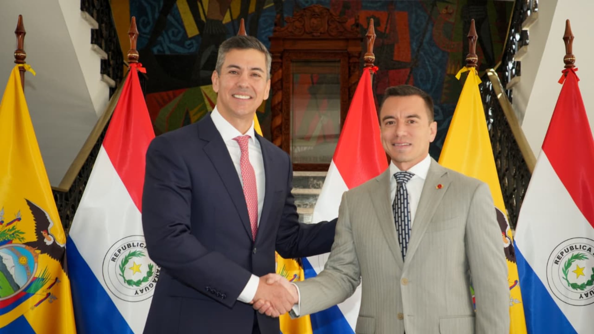 Daniel Noboa recibió a Santiago Peña para reforzar la cooperación en seguridad y justicia (@SantiPenap)