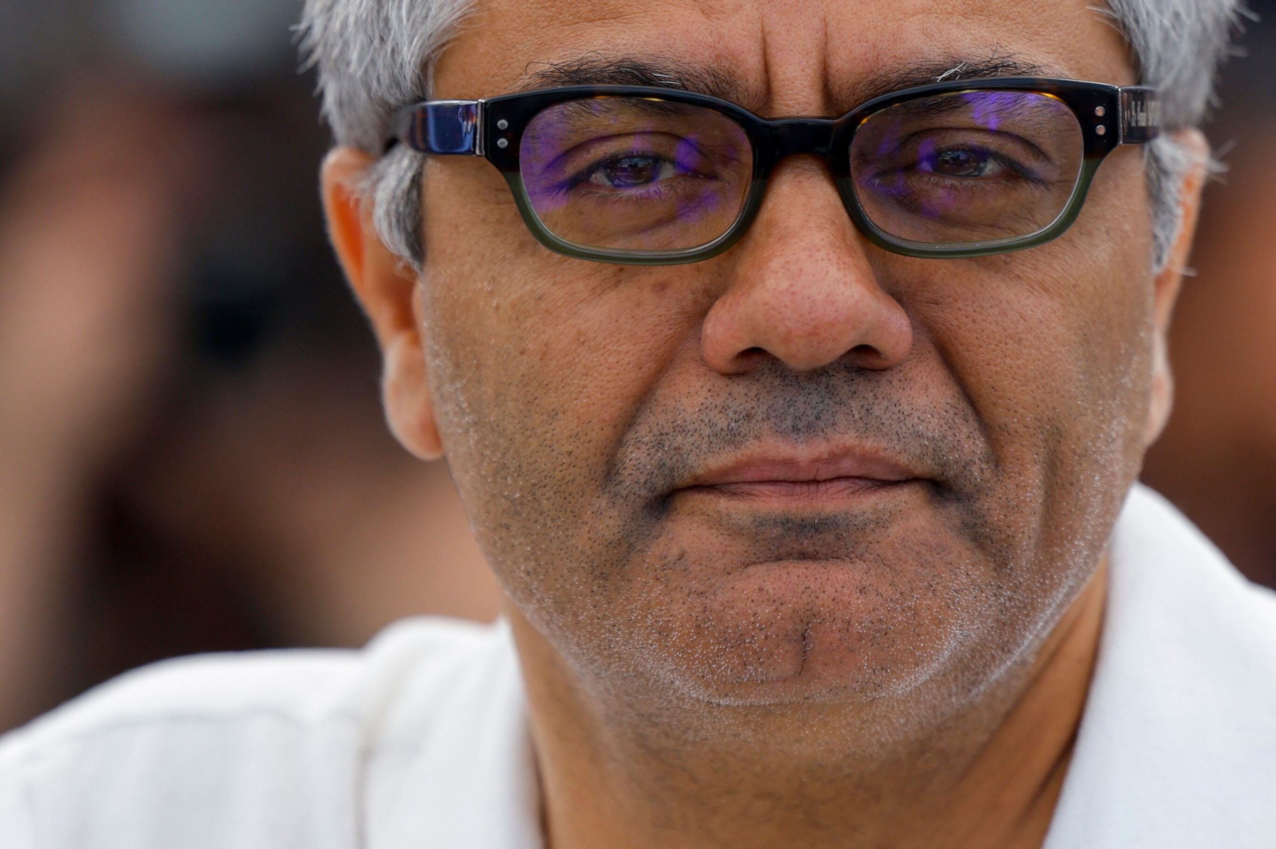 El cineasta iraní que fue condenado a azotes en público fue galardonado en el Festival de Locarno